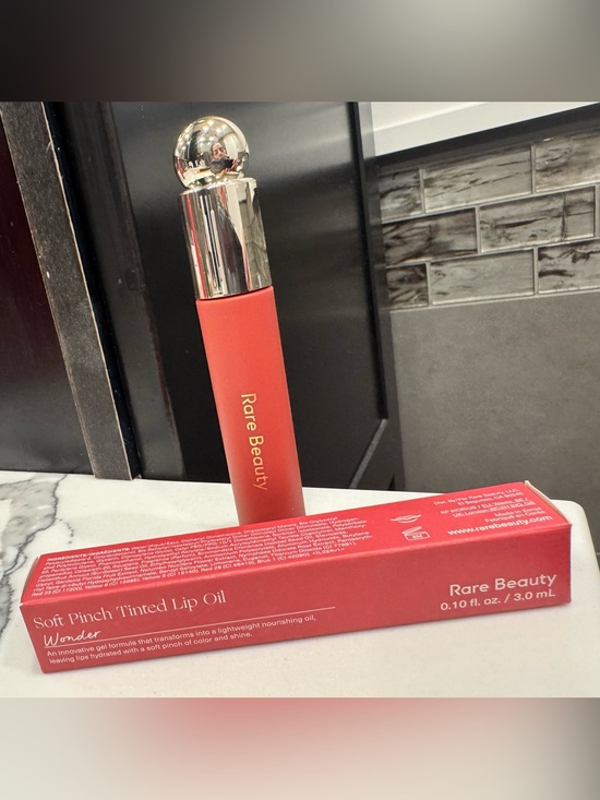 Rare Beauty Other - Rare Beauty Soft Pinch Tinted Lip Oil-Shade WONDER
